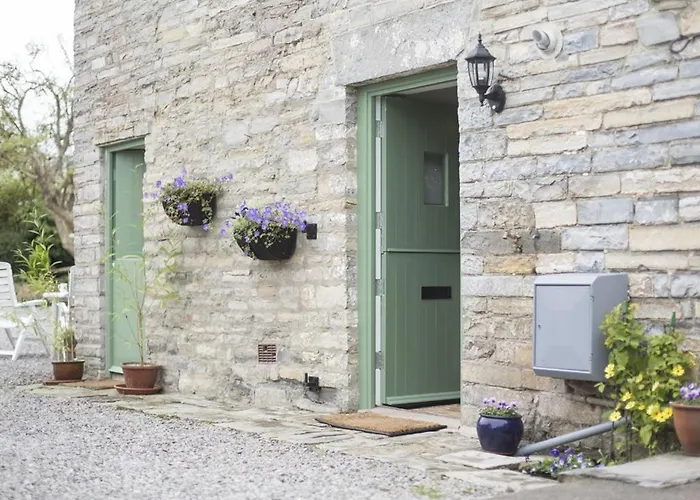 Withy Cottages